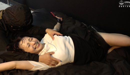 「捕えられ奥さんの私服四肢拘束くすぐり」新レーベル MK5（マジでくすぐる5秒前） Vol.2 素人妻マナミ（1）